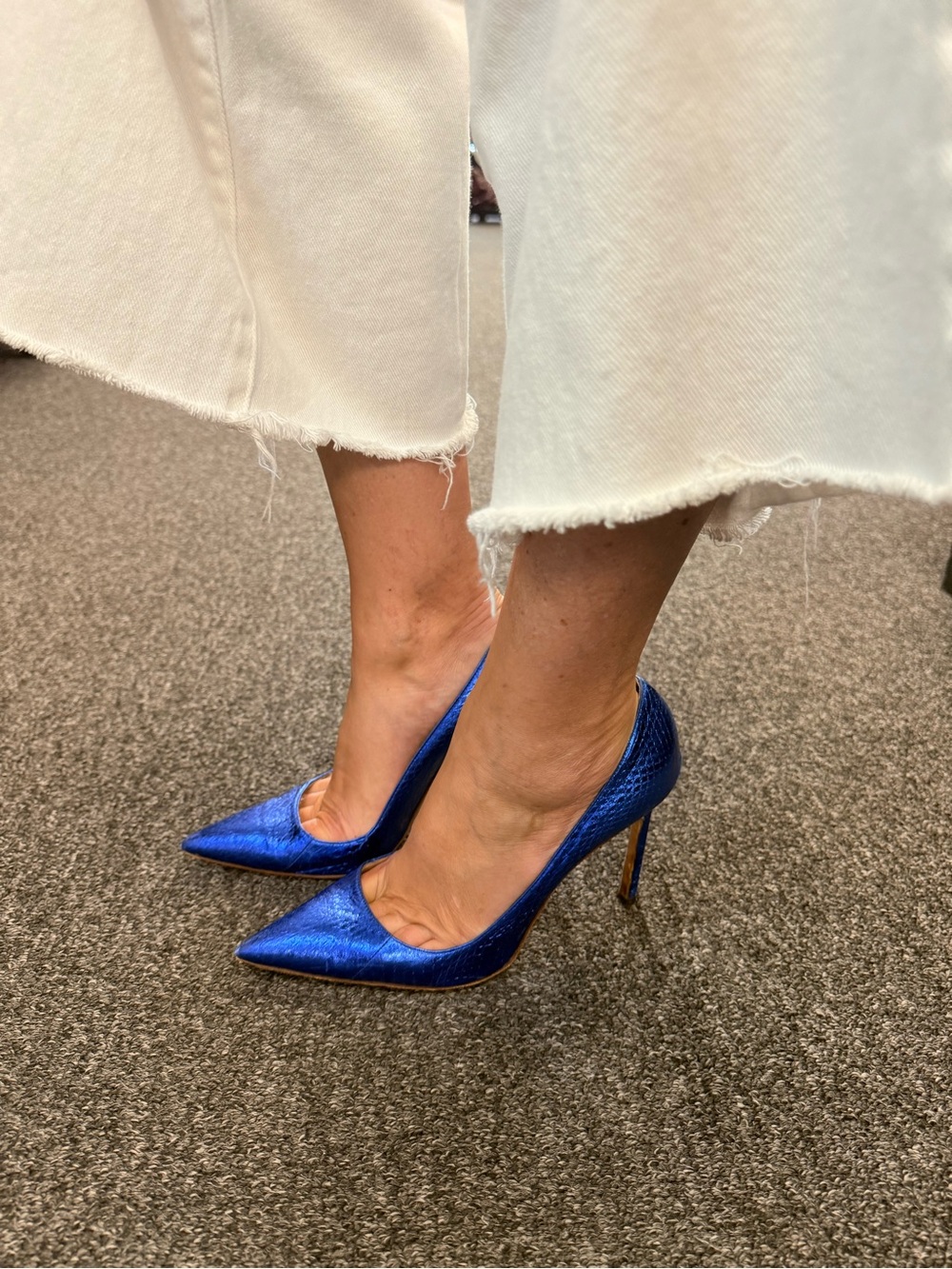 MANOLO BLAHNIK AS IS BIBI SNAKE PUMP SZ 7.5 Shoes